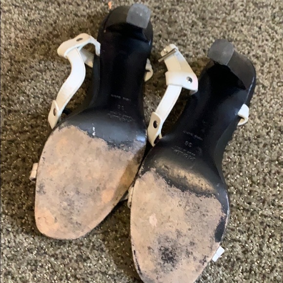 Black and White Prada Sandals  Size 38 / 8 - Picture 2 of 5